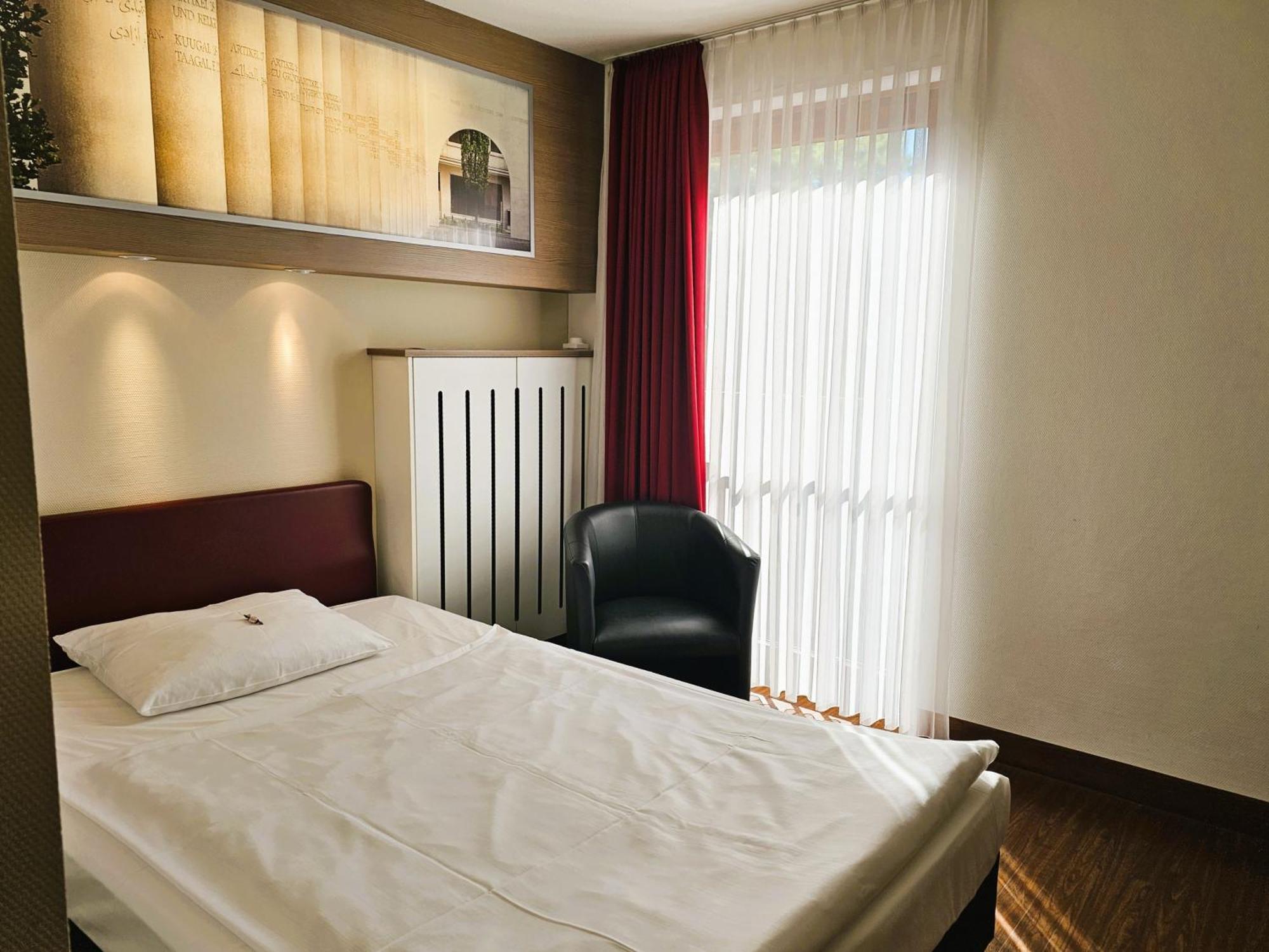 Arvena Park Hotel Nuremberg Exterior photo